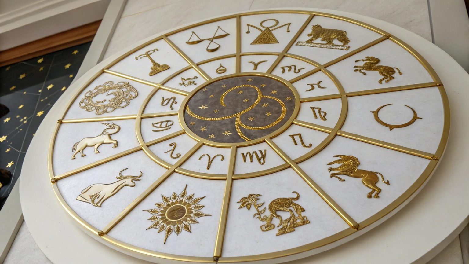 December 1st Zodiac: Sagittarius Personality, Traits & More