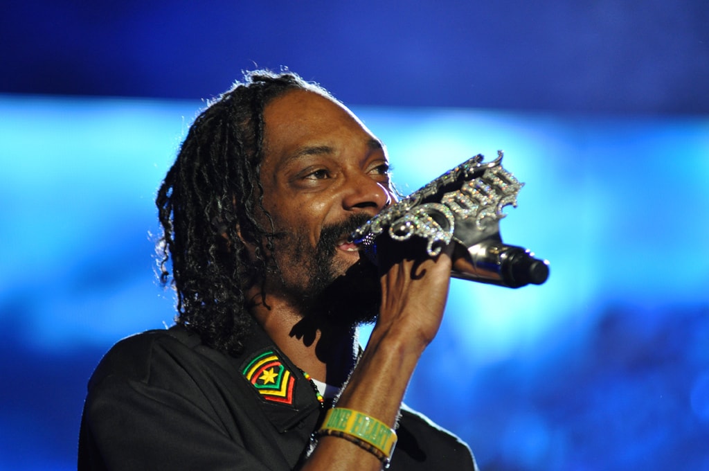 What Does Snoop Dogg’s Birth Chart Say About His Fame & Fortune?